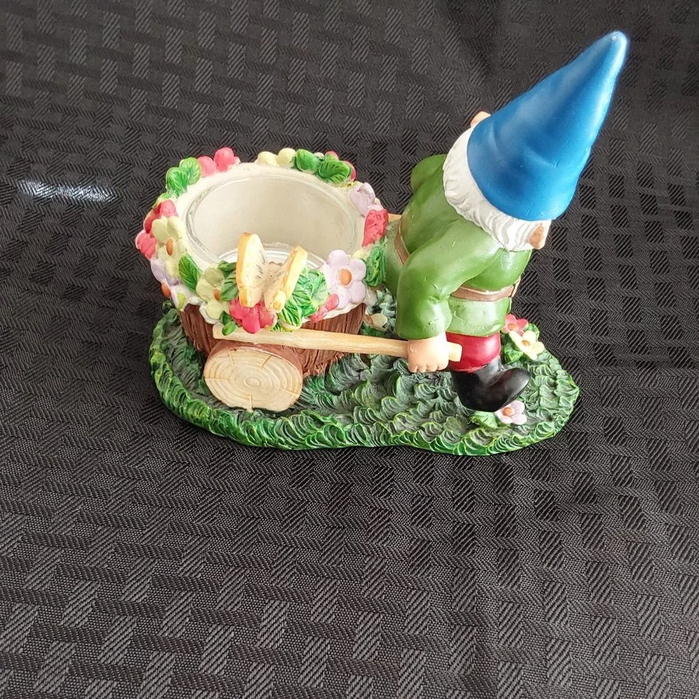 Yankee Candle Gnome‎ with Wheelbarrow